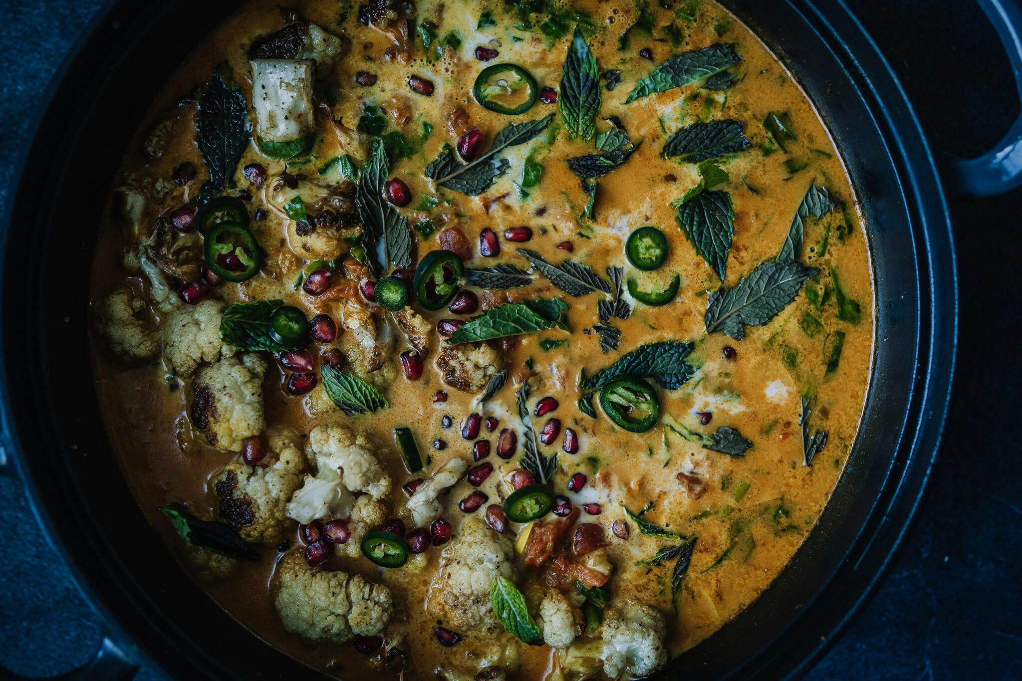 Annoskuva reseptille curry paahdetusta kukkakaalista