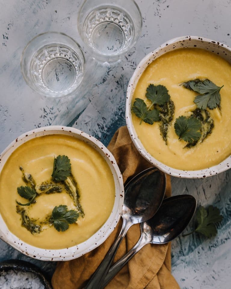 Annoskuva reseptille keltajuurisosekeitto