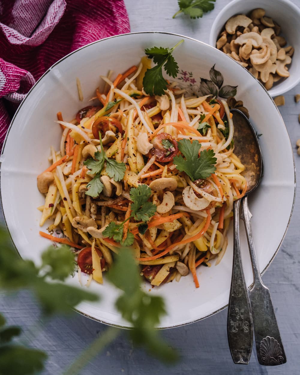 Annoskuva reseptille aasialainen mangosalaatti