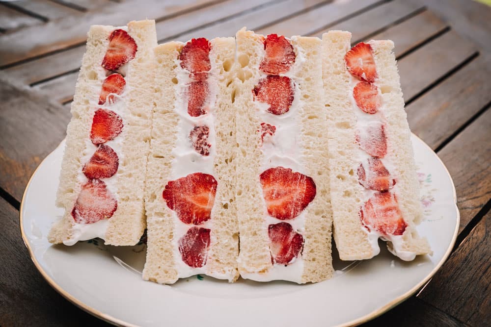 Annoskuva reseptistä mansikka sando kategorialle resepti