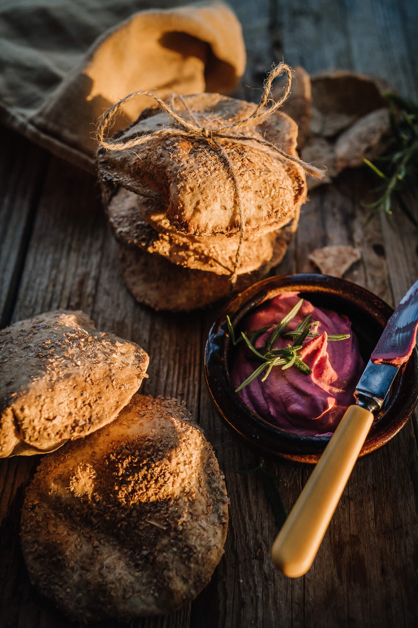 Annoskuva reseptille näkkileipä hapanjuureen