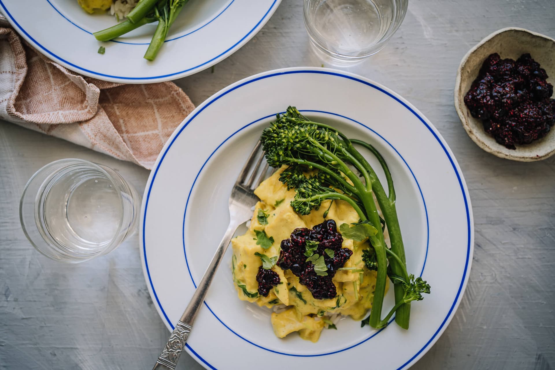 Annoskuva reseptille keltainen kanakastike