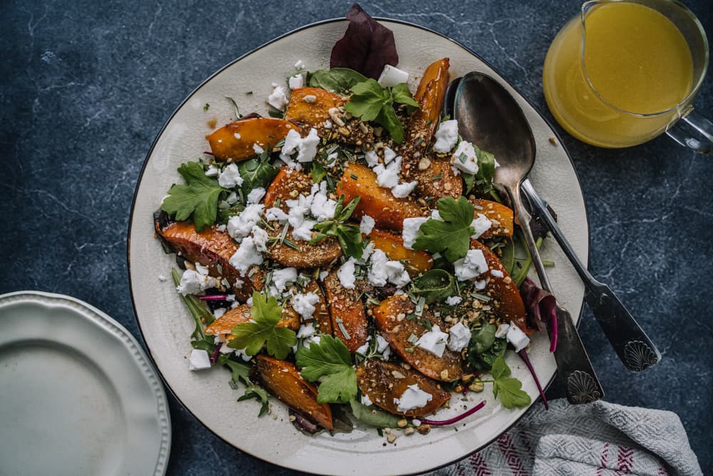 Annoskuva reseptille persimon-dukkahsalaatti