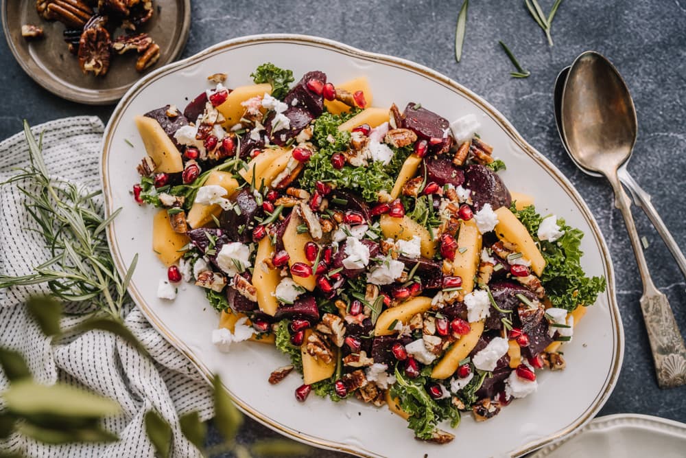 Annoskuva reseptille punajuuri-persimonsalaatti
