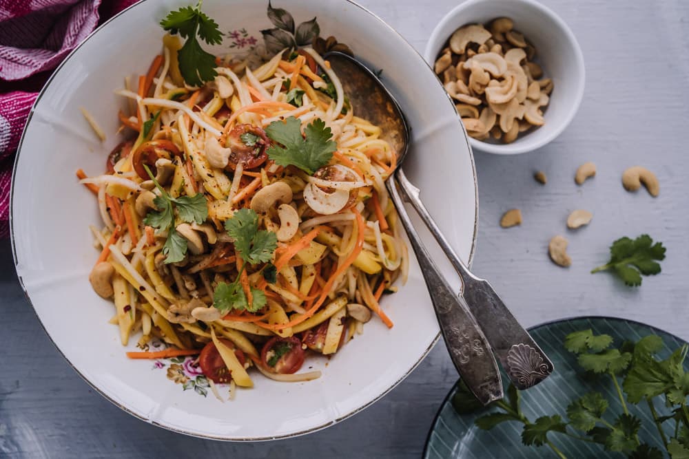 Annoskuva reseptille aasialainen mangosalaatti