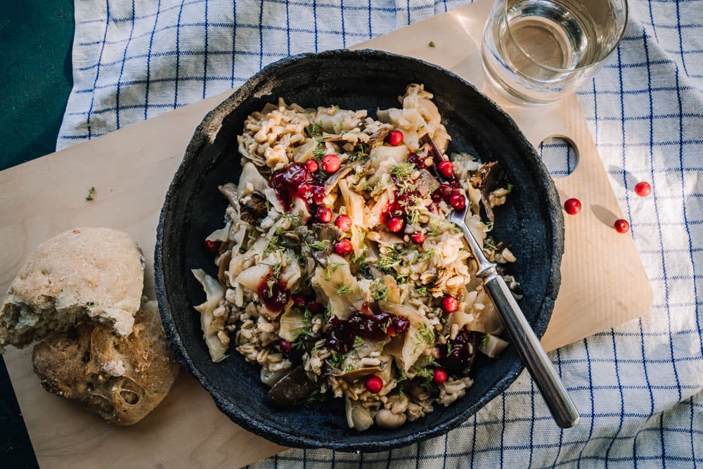 Annoskuva reseptille kaali-sienipannu kauralla