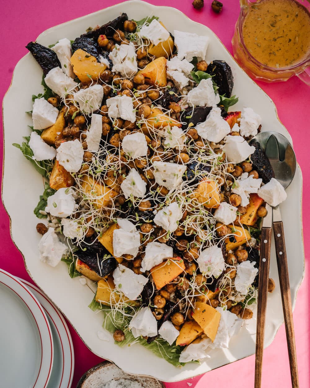 Annoskuva reseptille Paahdettu kasvis-kikhernesalaatti